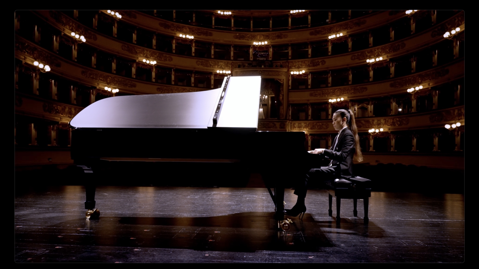 GILL BAE PLAY SCHUMANN