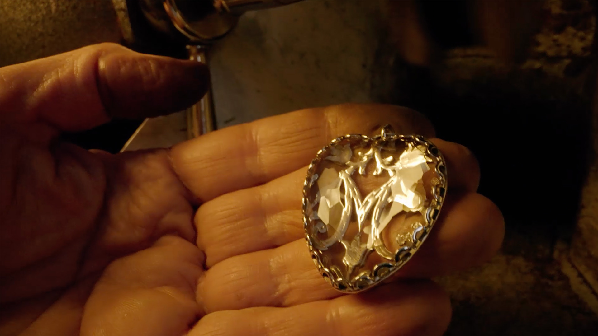 CRAFTING A JEWEL